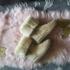 UGG boot